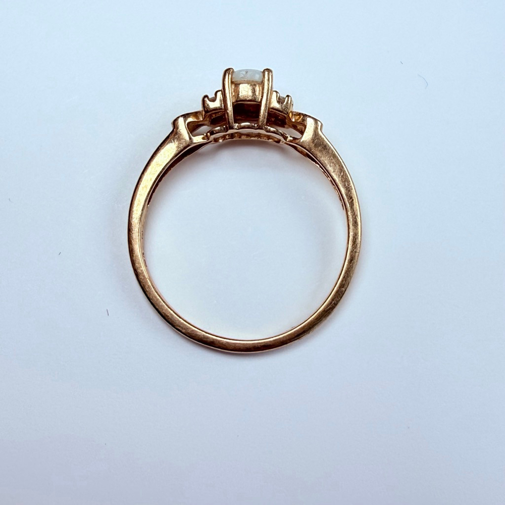 10K Solid Yellow Gold Milky White Opal & Real Diamond Leer Gem Vintage Ring - Picture 4 of 9